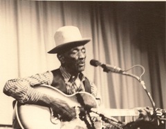 Mance Lipscomb at McCabes 1974c