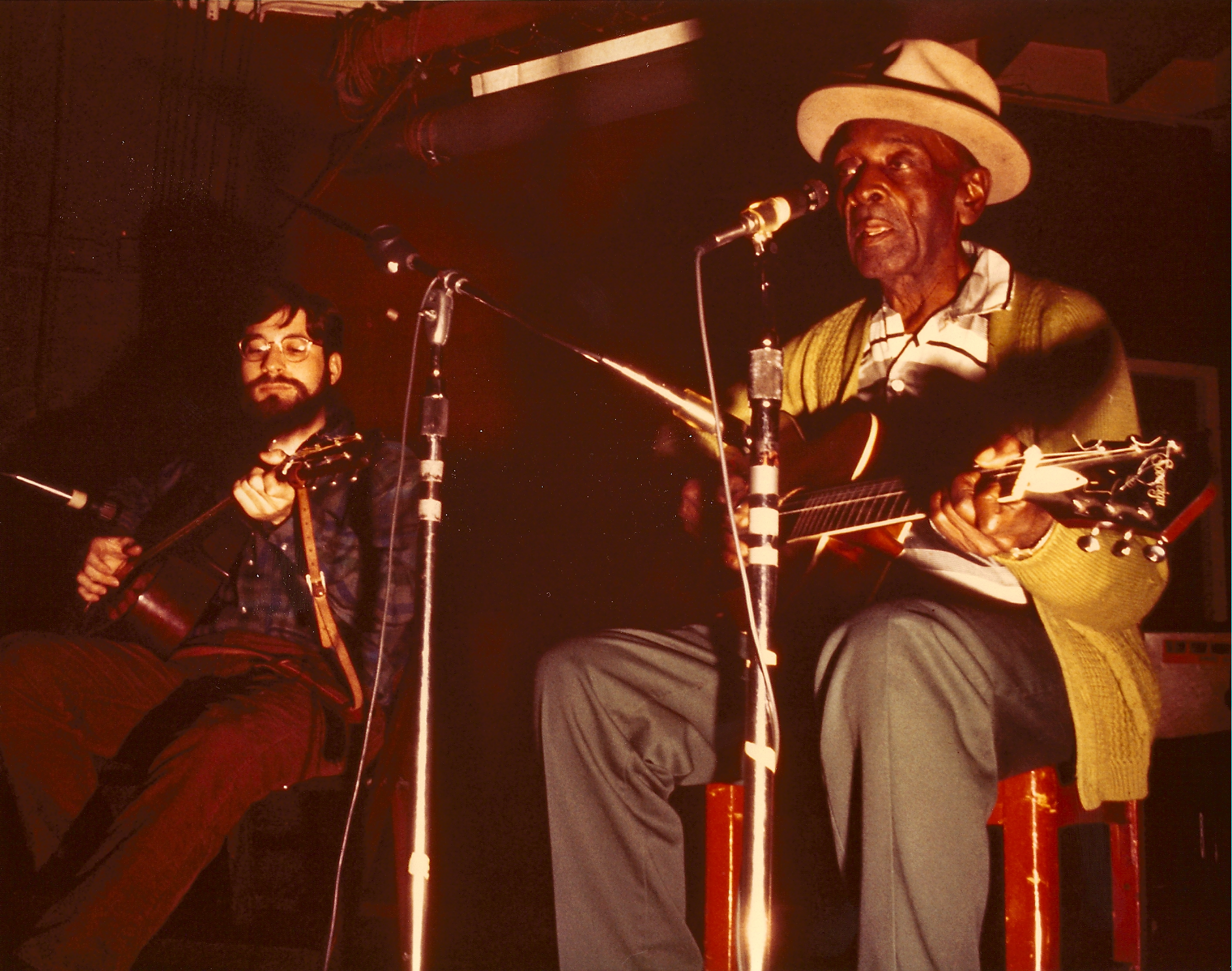 picture of Mance Lipscomb and Michael Birnbaum at Ash Grove 1972